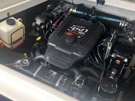 Chris-Craft Launch 28 image