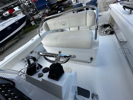 Southport 28-CENTER-CONSOLE image