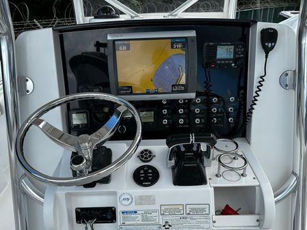 Southport 28-CENTER-CONSOLE image