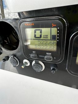 Southport 28-CENTER-CONSOLE image