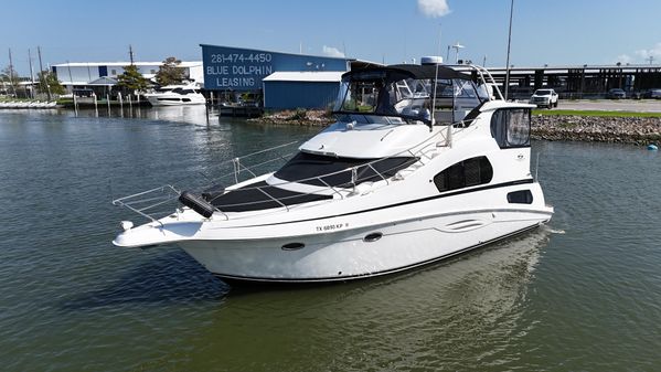 Silverton 39 Motor Yacht image