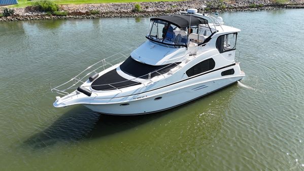 Silverton 39 Motor Yacht image