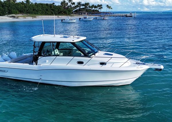 Boston-whaler 345-CONQUEST image