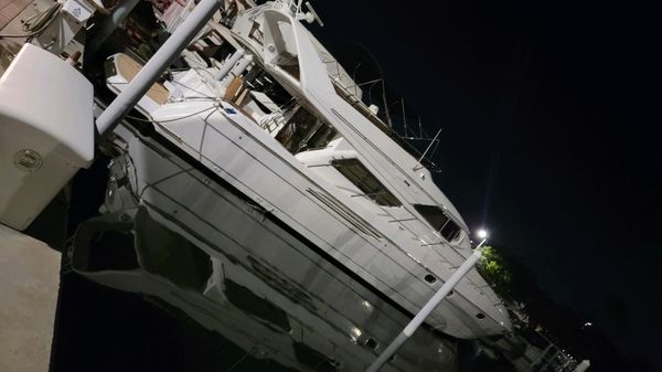 Viking Sport Cruisers 60 Flybridge