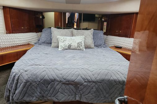 Viking Sport Cruisers 60 Flybridge image