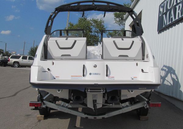 Yamaha-boats AR220 image