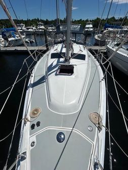 Hunter 33 image