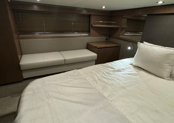 Sea Ray Sundancer 460 image