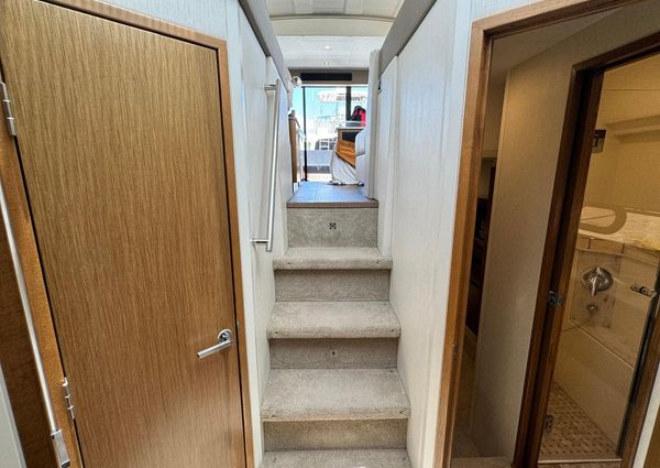 Sea Ray Sundancer 460 image