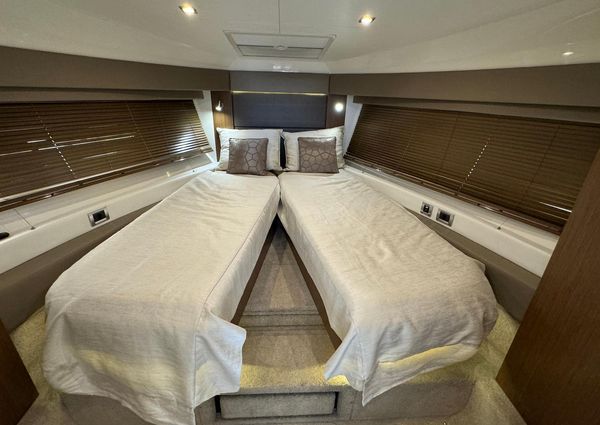 Sea Ray Sundancer 460 image