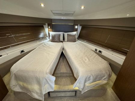 Sea Ray Sundancer 460 image