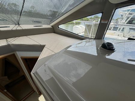 Sea Ray Sundancer 460 image