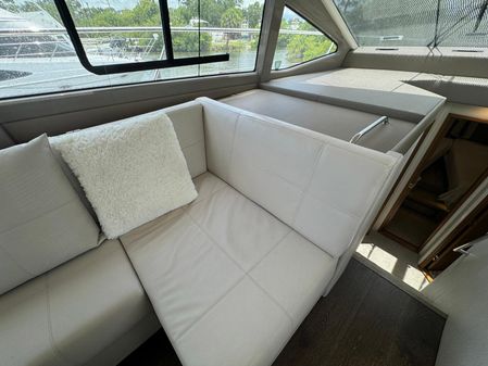 Sea Ray Sundancer 460 image