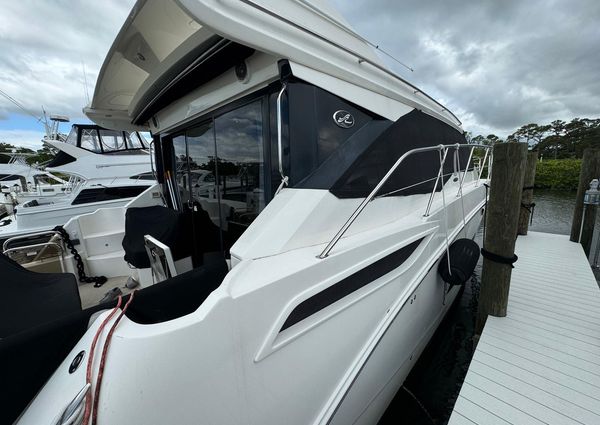 Sea Ray Sundancer 460 image