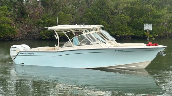 Grady-White 307 Freedom