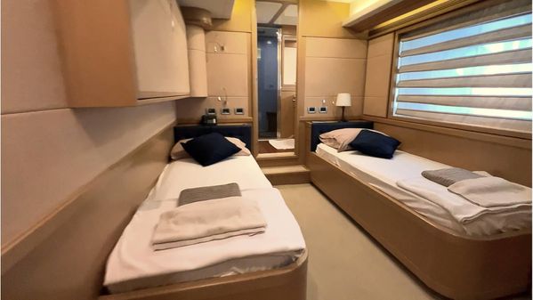 Custom Line Navetta 26 image