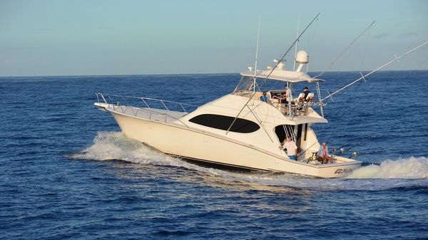 Hatteras 54 Convertible
