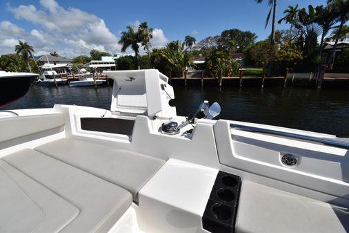 Aquila 32 Sport image