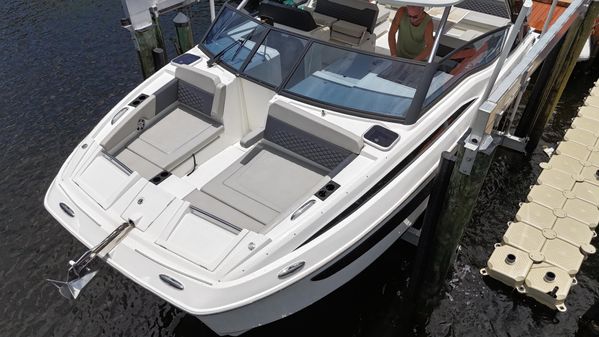 Aquila 32 Sport image