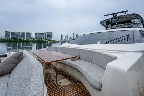 Ferretti Yachts 850 image