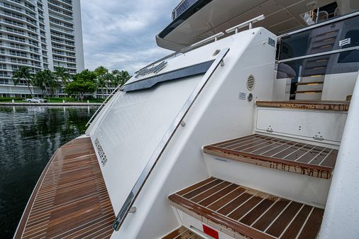 Ferretti Yachts 850 image