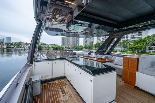 Ferretti Yachts 850 image