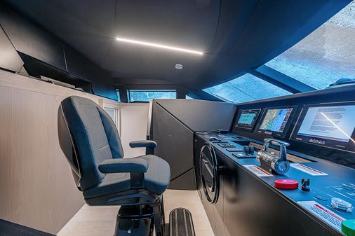 Ferretti Yachts 850 image