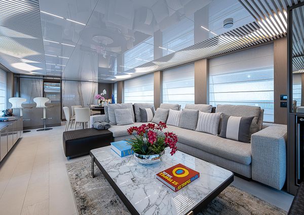 Ferretti Yachts 850 image