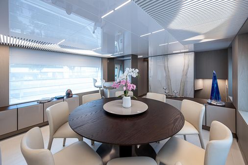 Ferretti Yachts 850 image