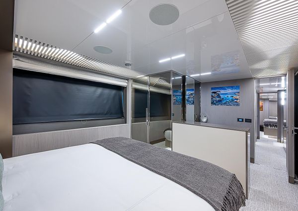 Ferretti Yachts 850 image