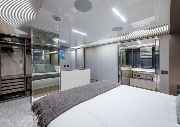 Ferretti Yachts 850 image