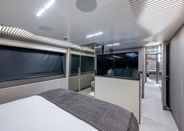 Ferretti Yachts 850 image