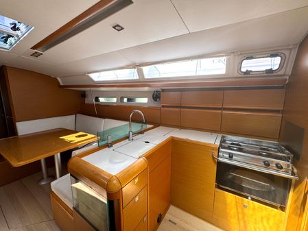 Jeanneau Sun Odyssey 449 image