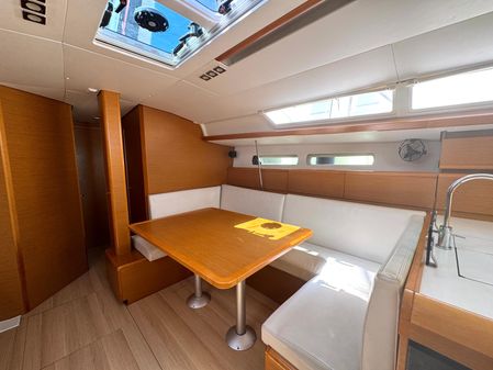 Jeanneau Sun Odyssey 449 image