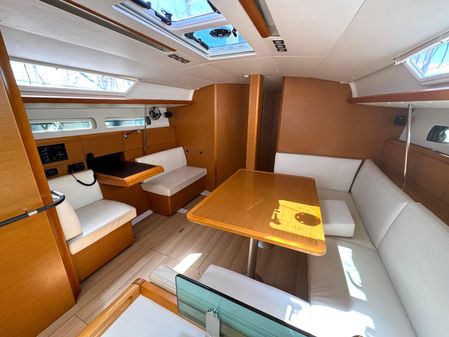 Jeanneau Sun Odyssey 449 image