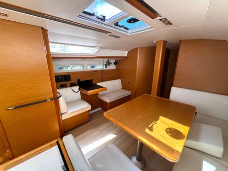 Jeanneau Sun Odyssey 449 image