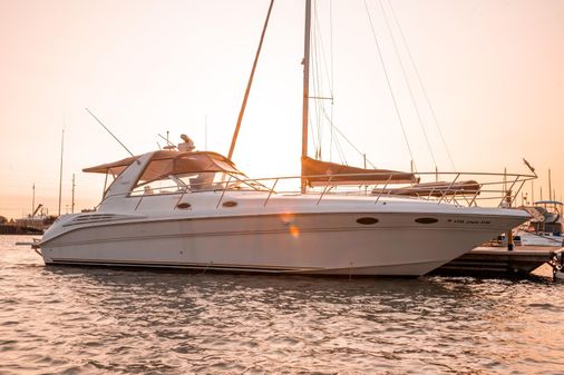 Sea Ray 400 Sundancer image