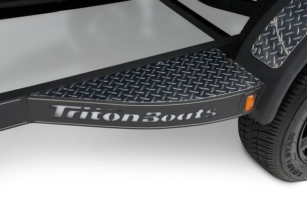 Triton 19-TRX image