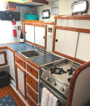 Wilbur 34-FLYBRIDGE image