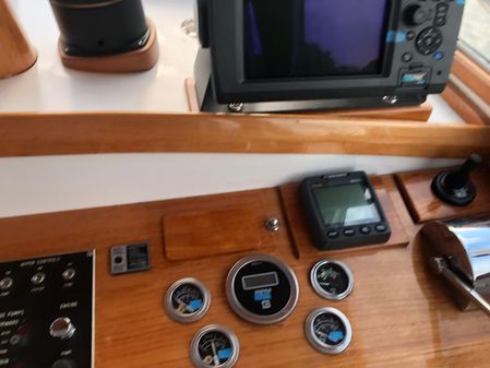 Wilbur 34-FLYBRIDGE image