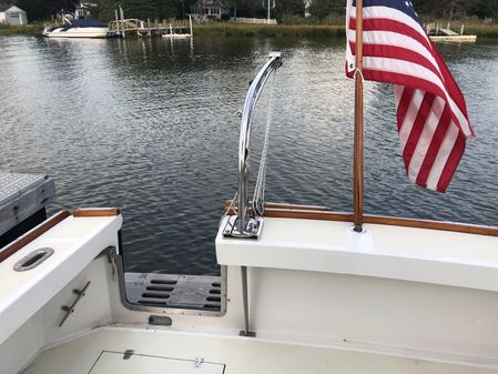 Wilbur 34-FLYBRIDGE image