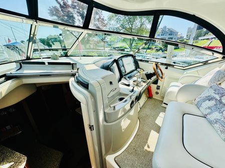 Sea Ray 38 Sundancer image