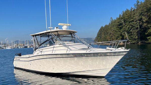 Grady-White Express 330