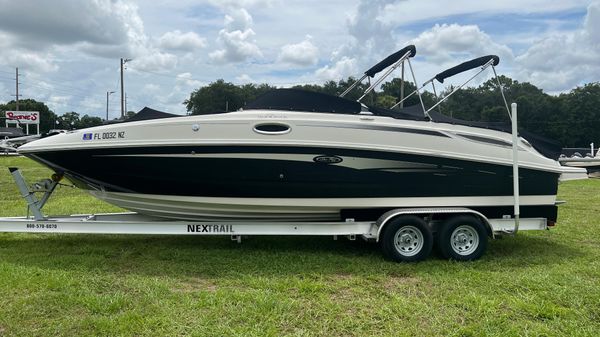 Sea Ray 280 Sundeck