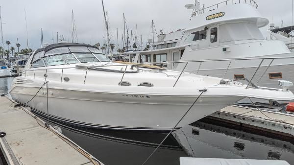 Sea Ray 450 Sundancer 