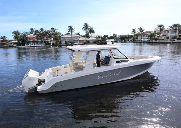 Boston Whaler 350 Realm image