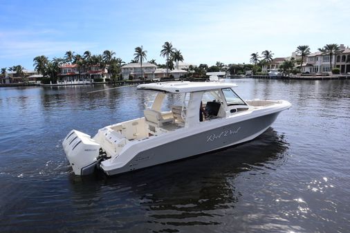 Boston Whaler 350 Realm image