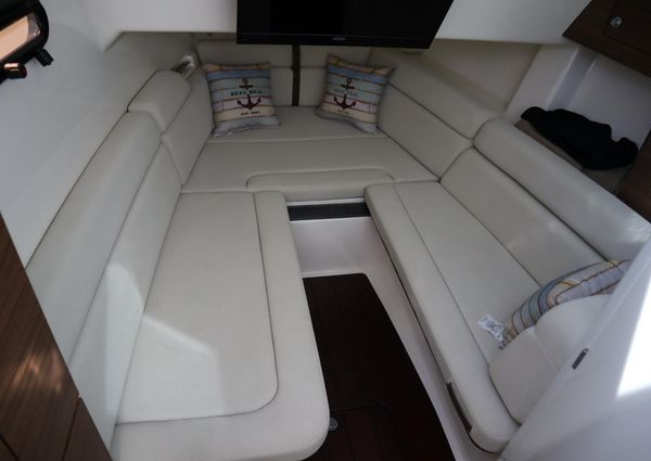 Boston Whaler 350 Realm image