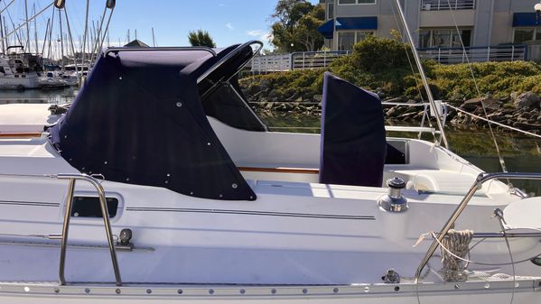 Beneteau Oceanis 321 image