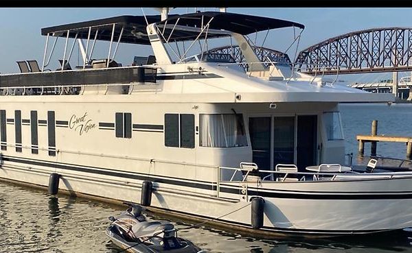 Monticello River Yacht image